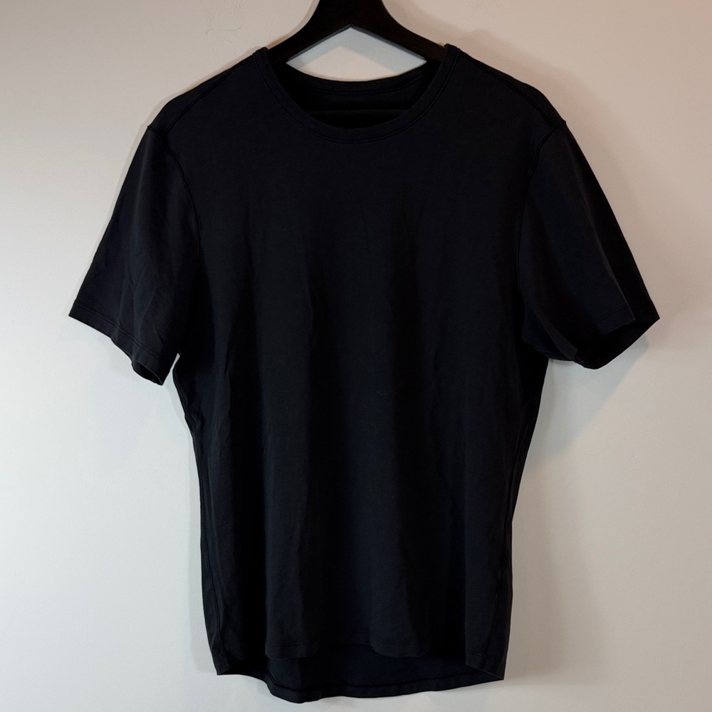 lululemon athletica Men's Black 5 Year Short Sleeve Crew Tee